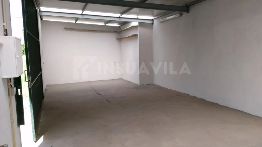 Armazém para Arrendamento em Seixas Foto 2