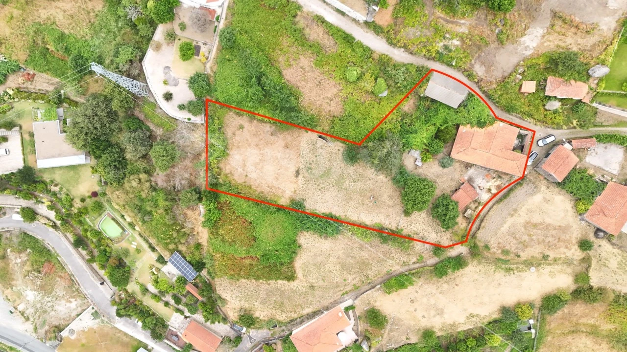 Quinta T2 para Venda em Mozelos Foto 26