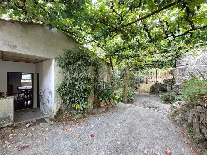 Quinta T2 para Venda em Mozelos Foto 12