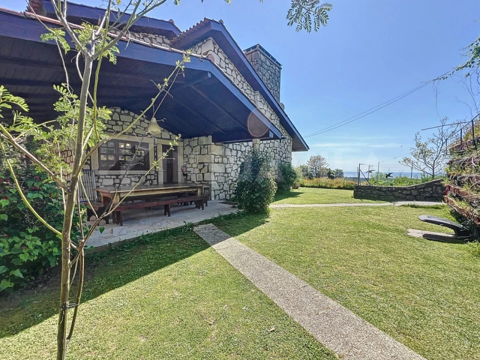 Moradia T11 para Venda em Moledo e Cristelo Foto 2