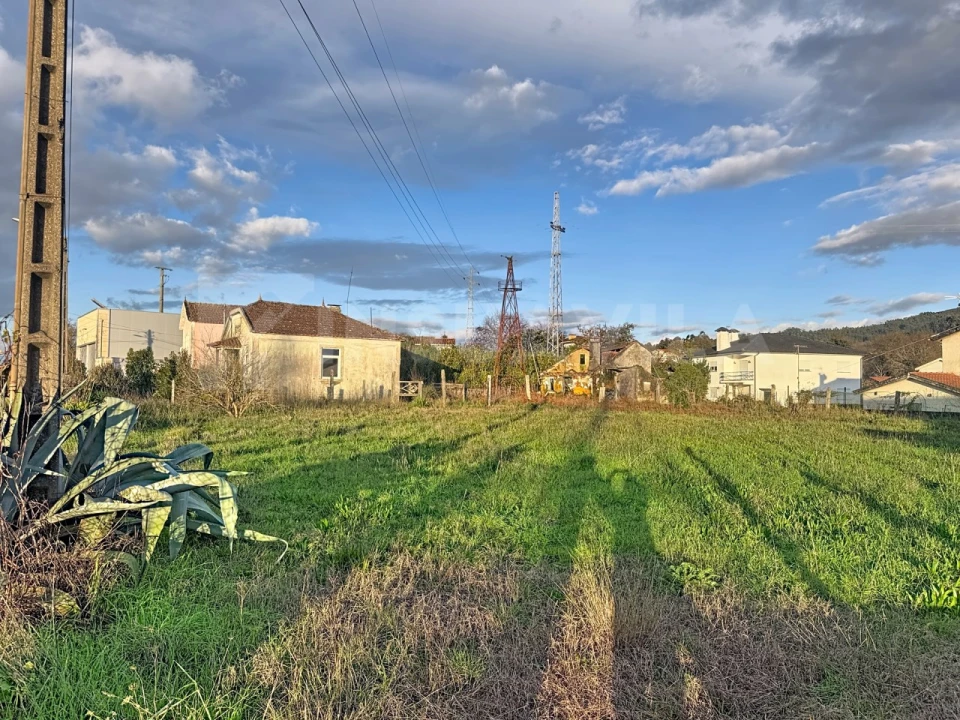 Terreno para Venda em Valença, Cristelo Covo e Arão Foto 2