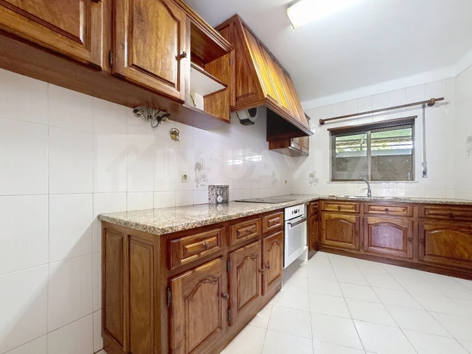 Moradia T5 para Venda em Lanhelas Foto 12