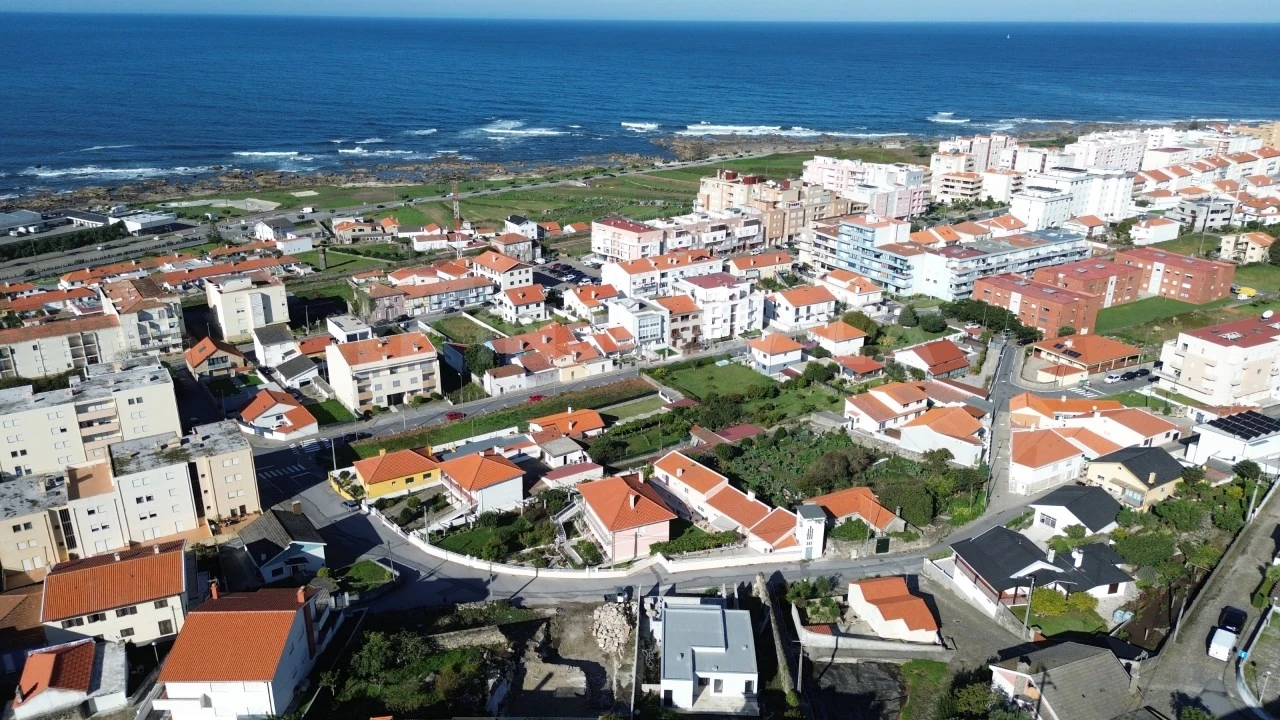 Terreno para Venda em Vila Praia de Ancora Foto 6