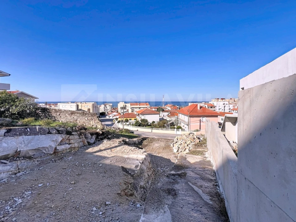 Terreno para Venda em Vila Praia de Ancora Foto 9