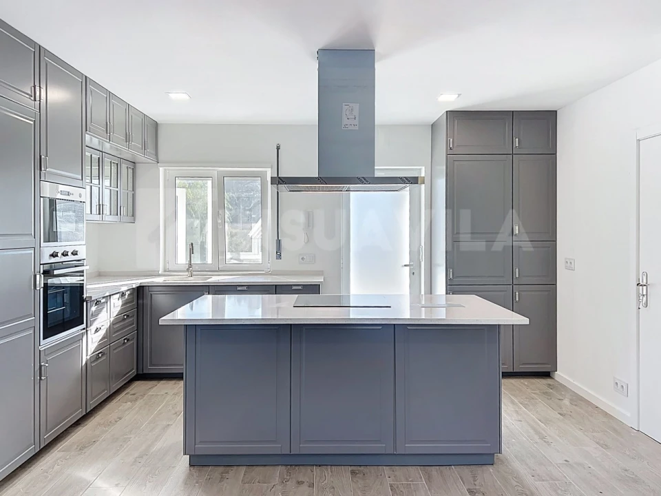 Moradia T4 para Venda em Vilar de Mouros Foto 13