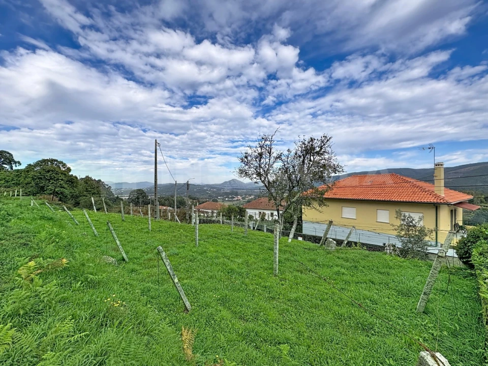 Terreno para Venda em Venade e Azevedo Foto 4