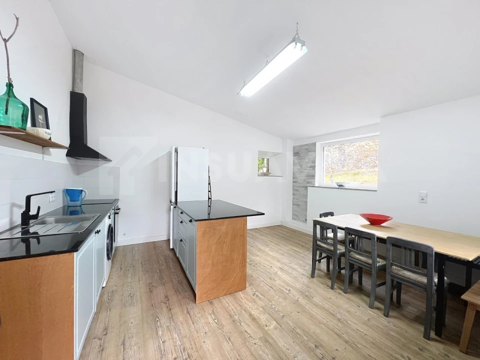 Moradia T4 para Venda em Vilar de Mouros Foto 2