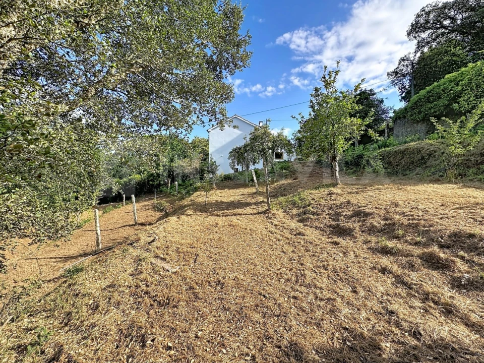 Moradia T4 para Venda em Vilar de Mouros Foto 36