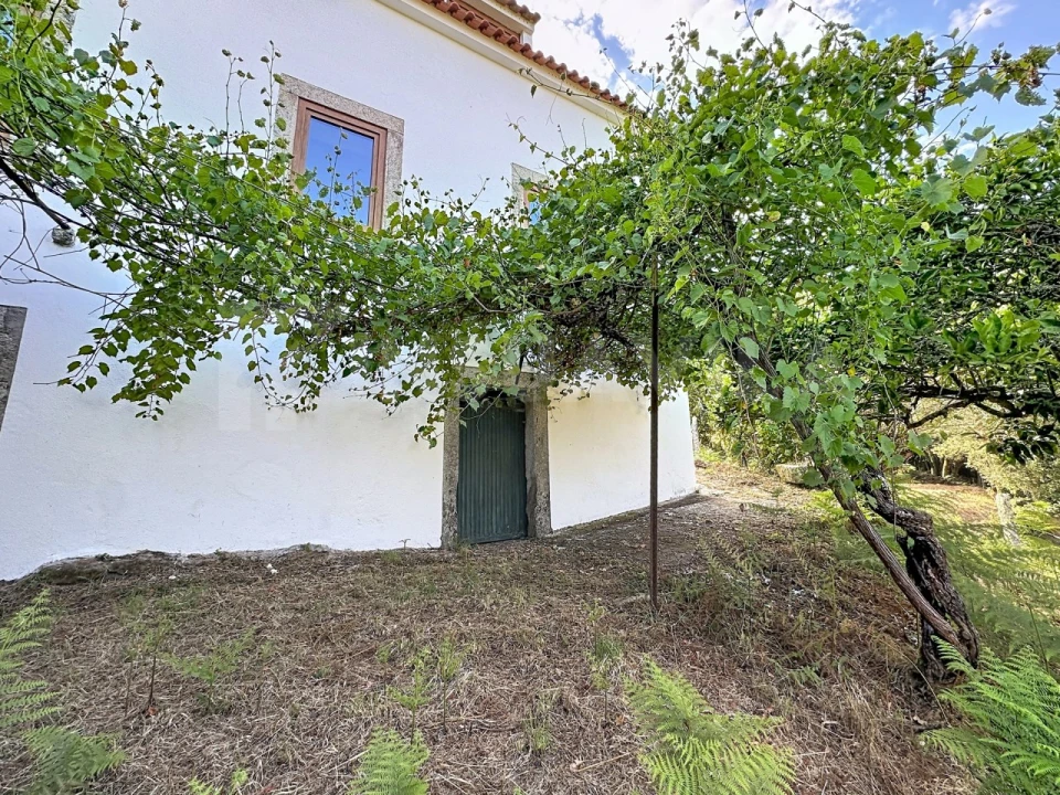 Moradia T4 para Venda em Vilar de Mouros Foto 41