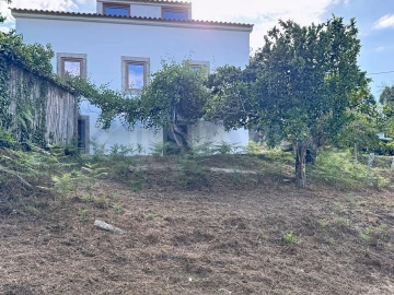 Moradia T4 para Venda em Vilar de Mouros