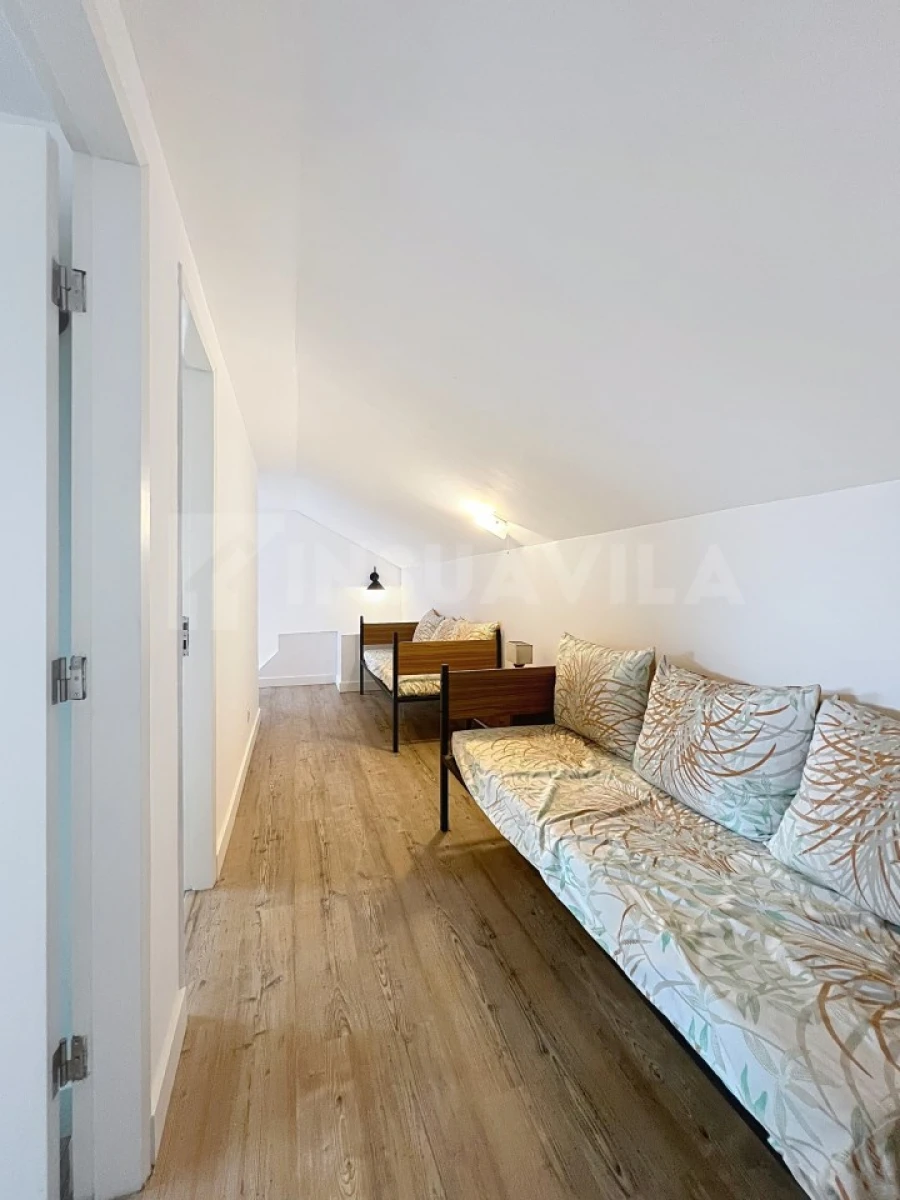 Moradia T4 para Venda em Vilar de Mouros Foto 15