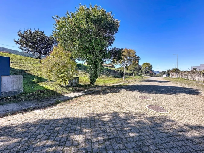 Terreno para Venda em Venade e Azevedo Foto 10