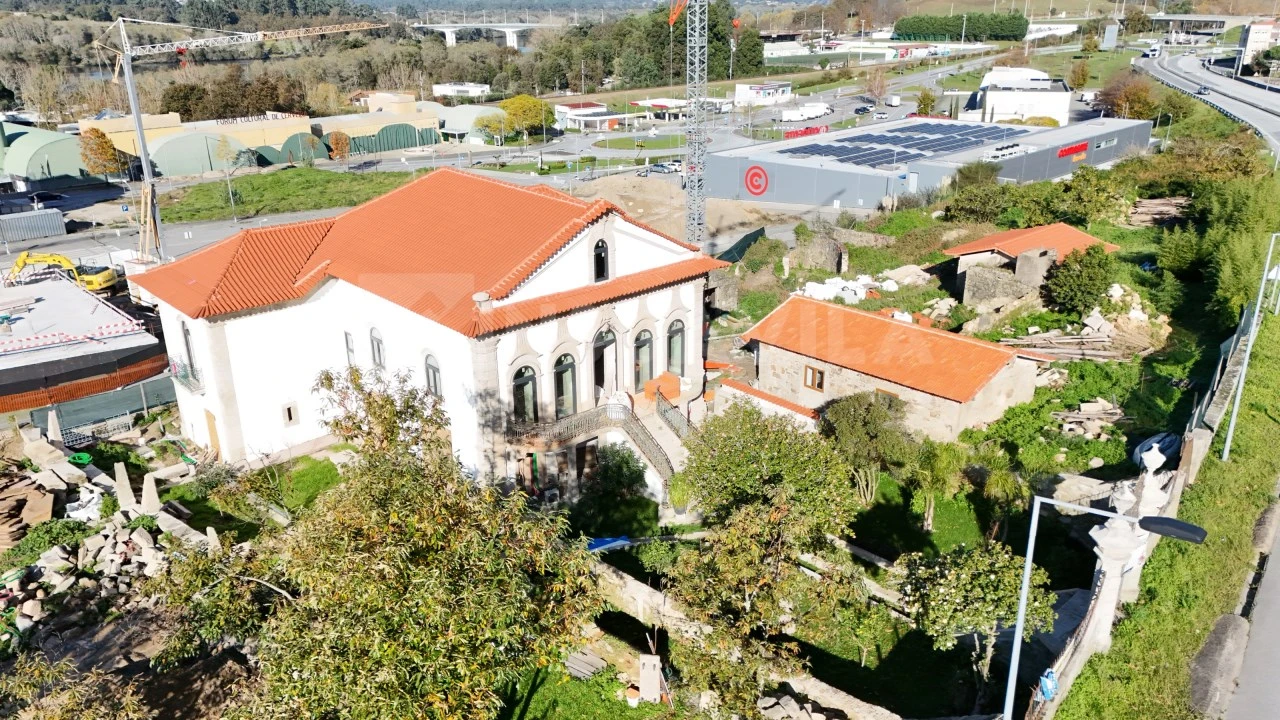 Apartamento T4 para Venda em Vila Nova de Cerveira e Lovelhe Foto 8