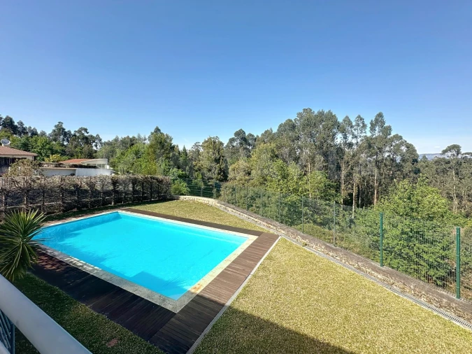 Moradia T5 para Venda em Reboreda e Nogueira Foto 59