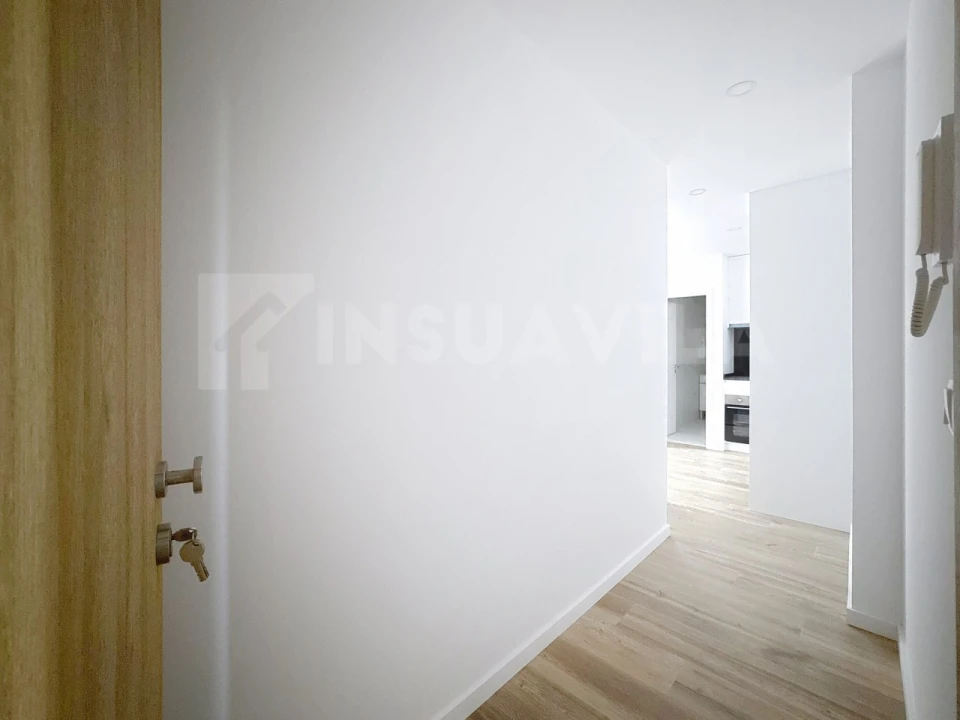 Apartamento T1 para Venda em Monção e Troviscoso Foto 8
