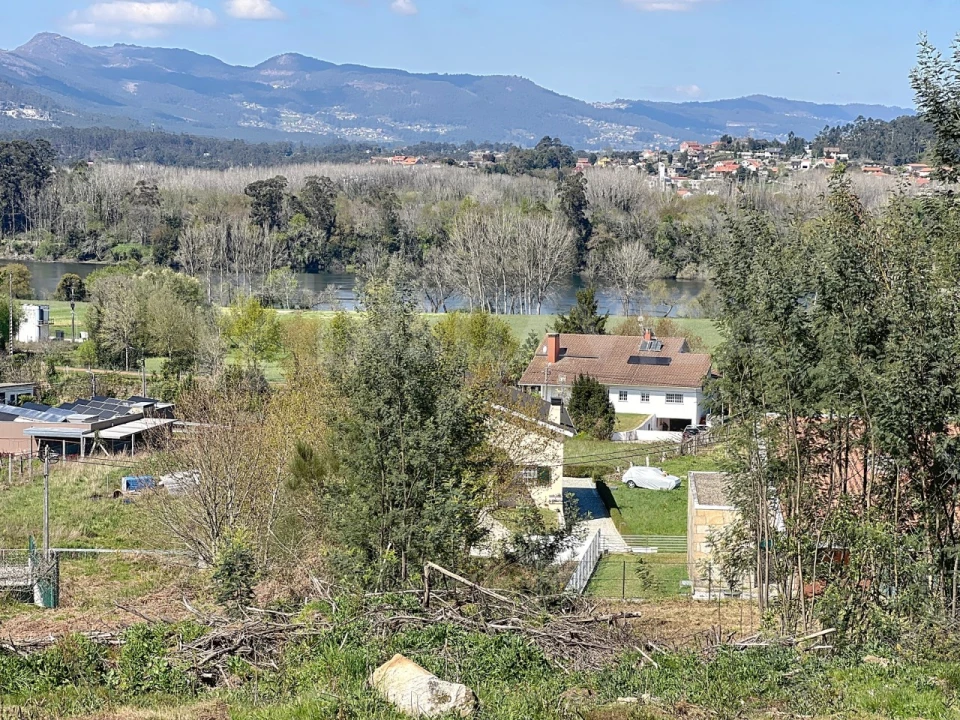Terreno para Venda em Ganfei Foto 1
