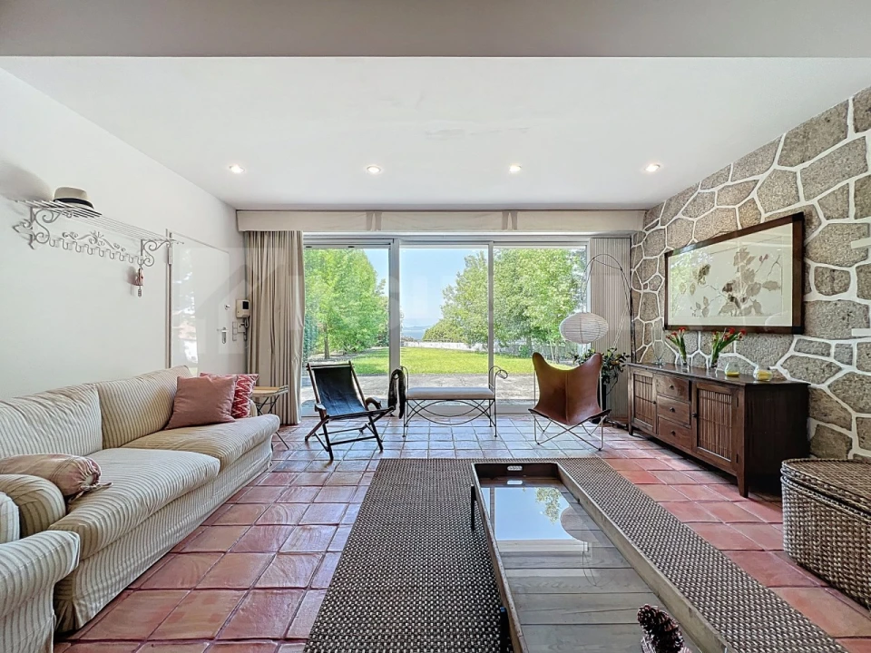 Moradia T6 para Venda em Seixas Foto 11