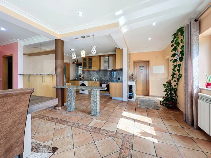 Moradia T4 para Venda em Sopo Foto 10