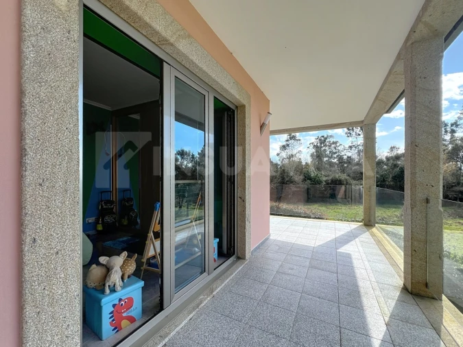 Moradia T4 para Venda em Sopo Foto 24