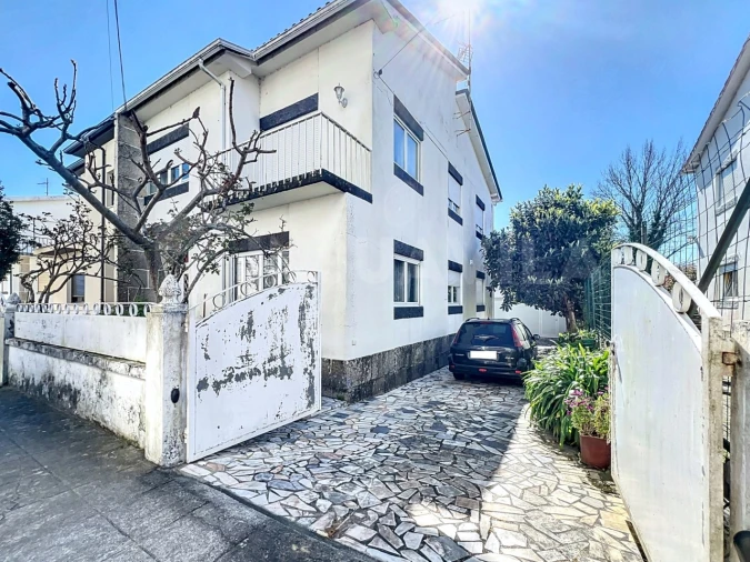 Moradia T4 para Venda em Caminha (Matriz) e Vilarelho Foto 1