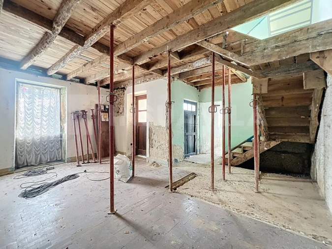 Moradia T3 para Venda em Lanhelas Foto 5