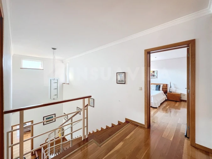 Moradia T4 para Venda em Loivo Foto 26