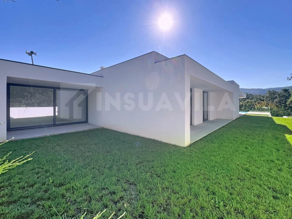 Moradia T3 para Venda em Sopo Foto 11