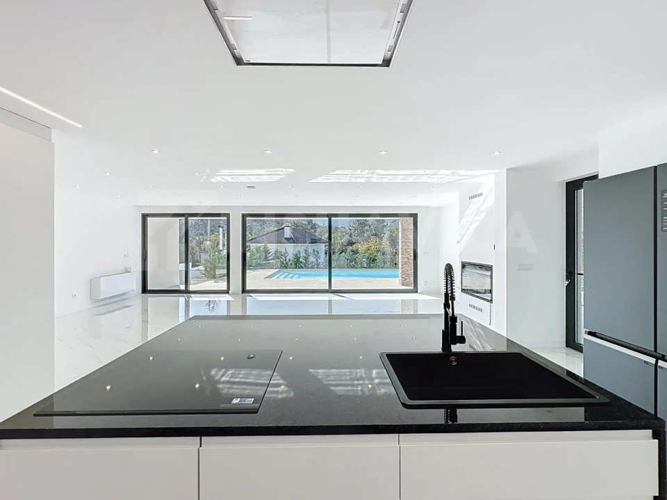 Moradia T3 para Venda em Sopo Foto 21