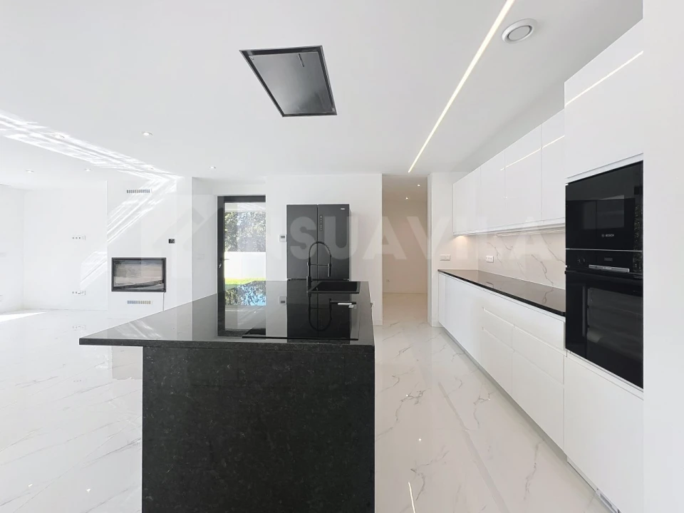 Moradia T3 para Venda em Sopo Foto 23