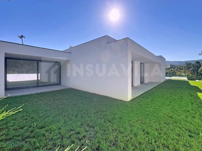 Moradia T3 para Venda em Sopo Foto 11