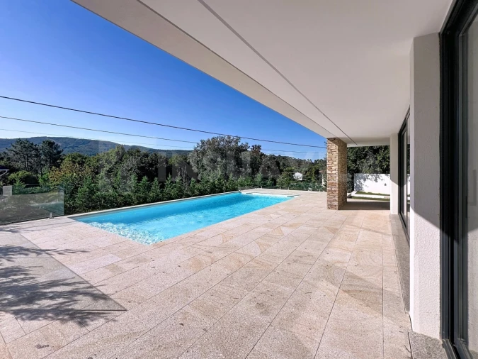 Moradia T3 para Venda em Sopo Foto 17