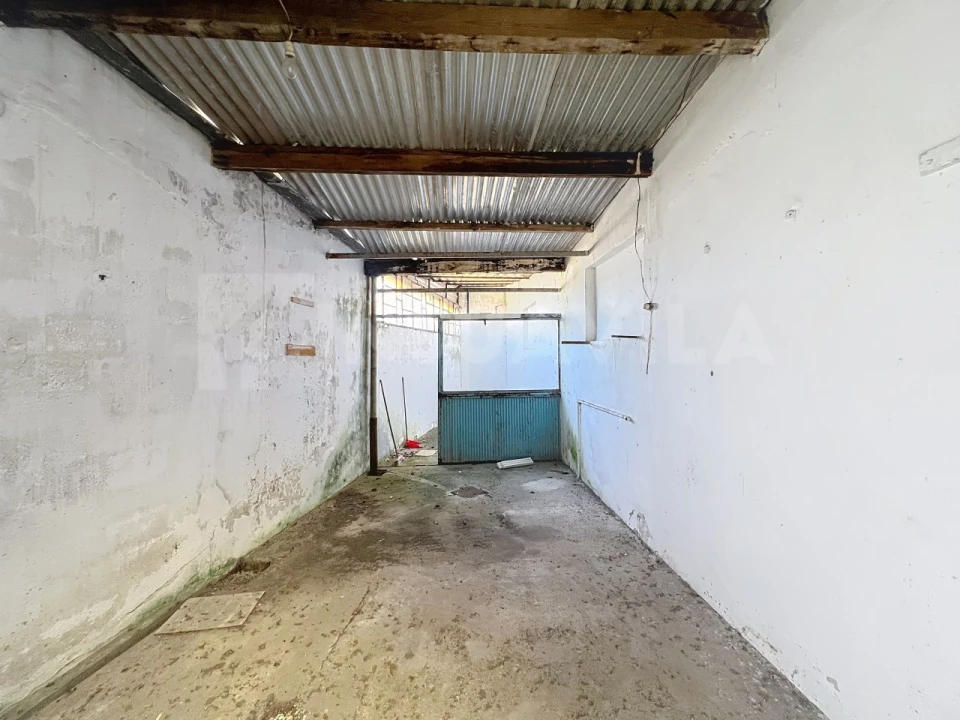 Armazém para Venda em Darque Foto 9