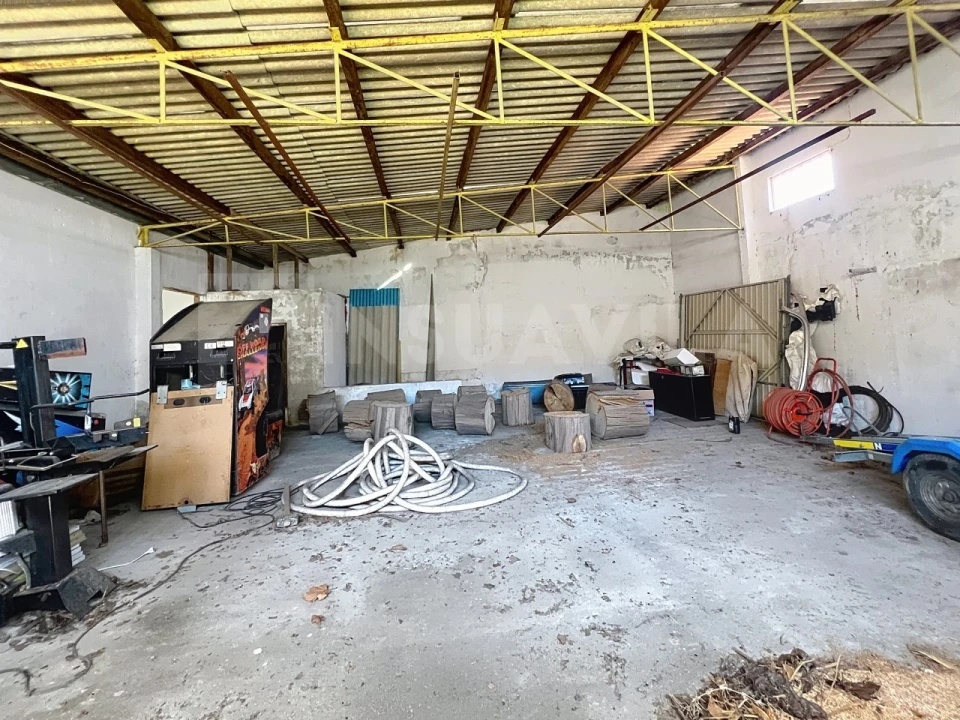 Armazém para Venda em Darque Foto 12