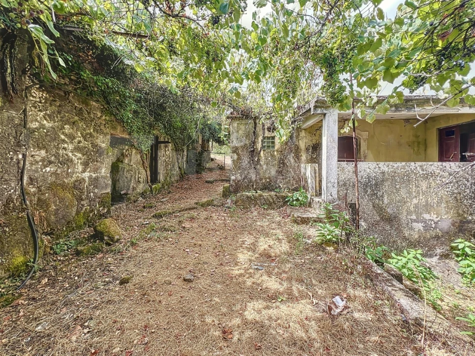 Moradia T3 para Venda em Covas Foto 11