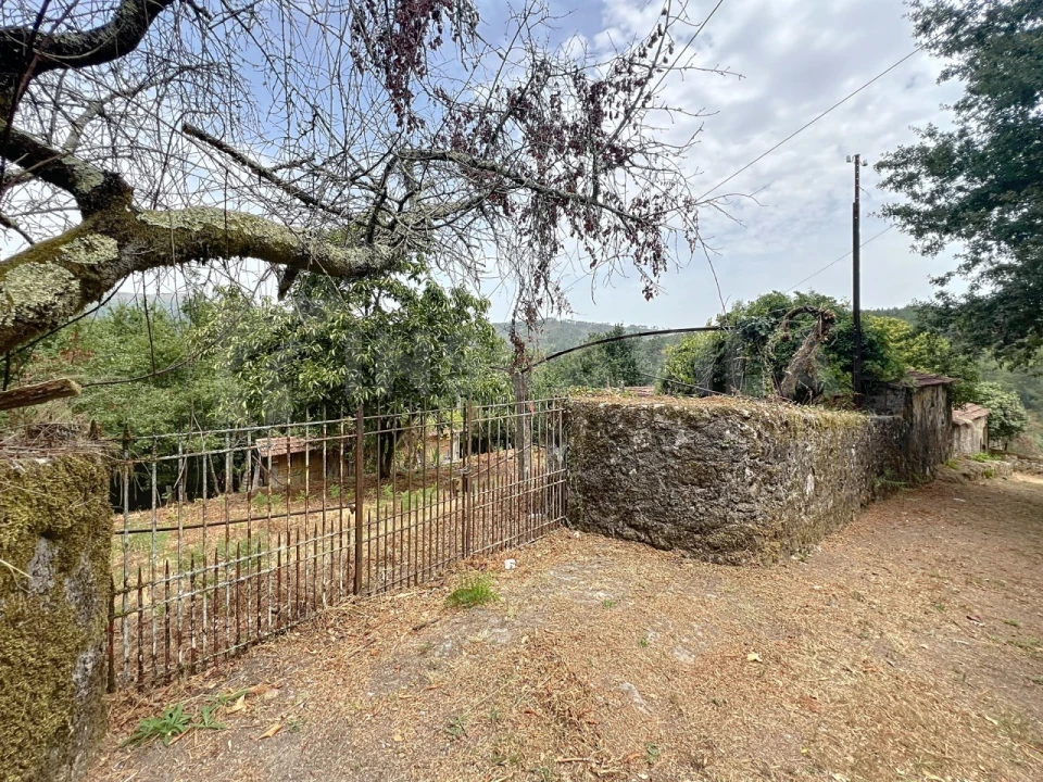 Moradia T3 para Venda em Covas Foto 14