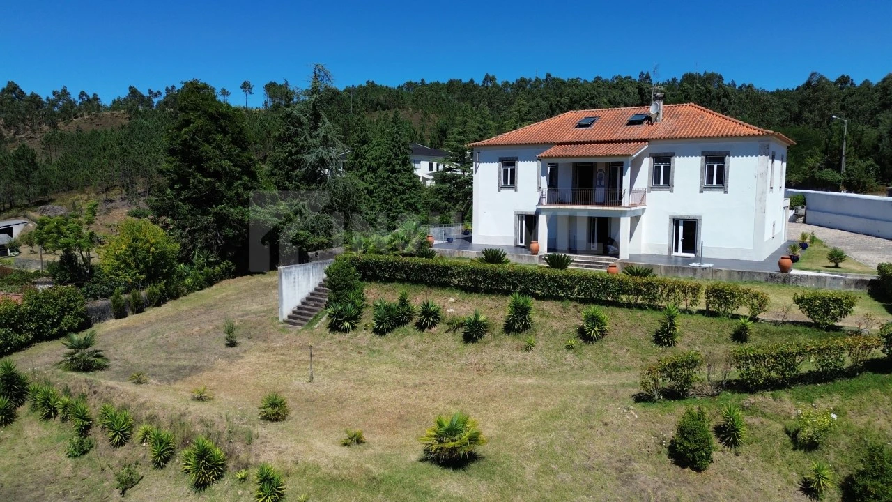 Quinta T12 para Venda em Vilar de Mouros Foto 9