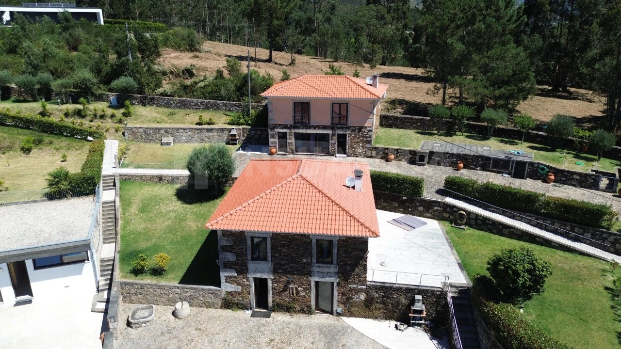 Quinta T12 para Venda em Vilar de Mouros Foto 16