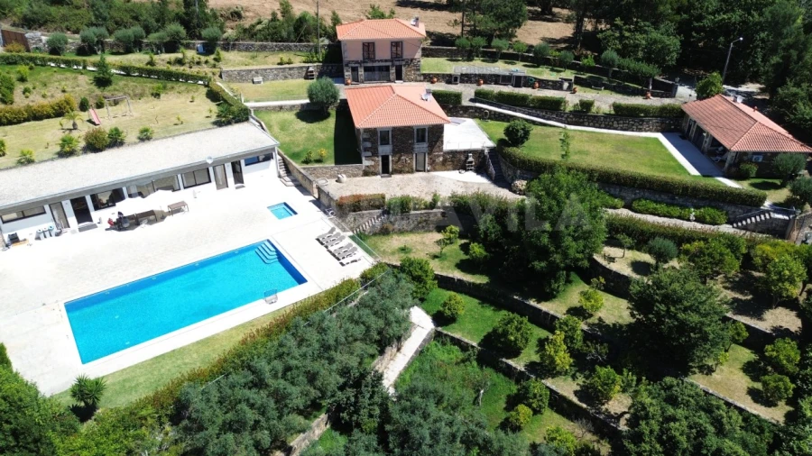 Quinta T12 para Venda em Vilar de Mouros Foto 7