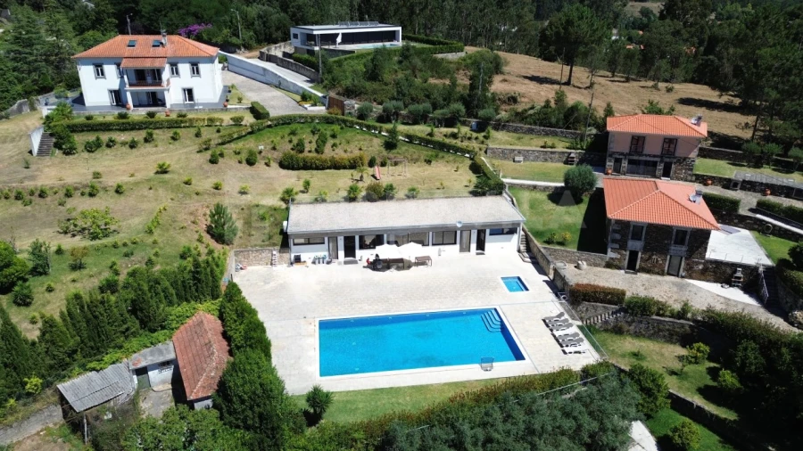 Quinta T12 para Venda em Vilar de Mouros Foto 8