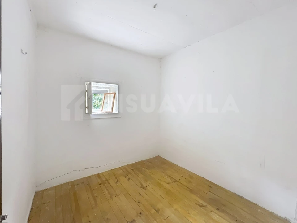 Moradia T4 para Venda em Lanhelas Foto 14