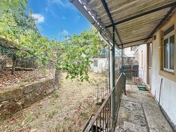 Moradia T4 para Venda em Lanhelas Foto 5