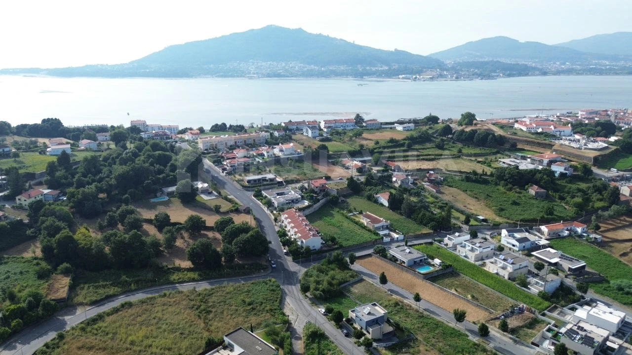 Terreno para Venda em Caminha (Matriz) e Vilarelho Foto 5