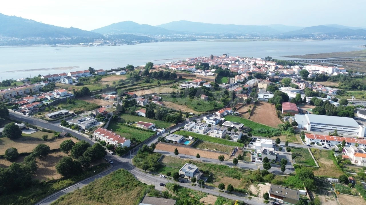 Terreno para Venda em Caminha (Matriz) e Vilarelho Foto 7