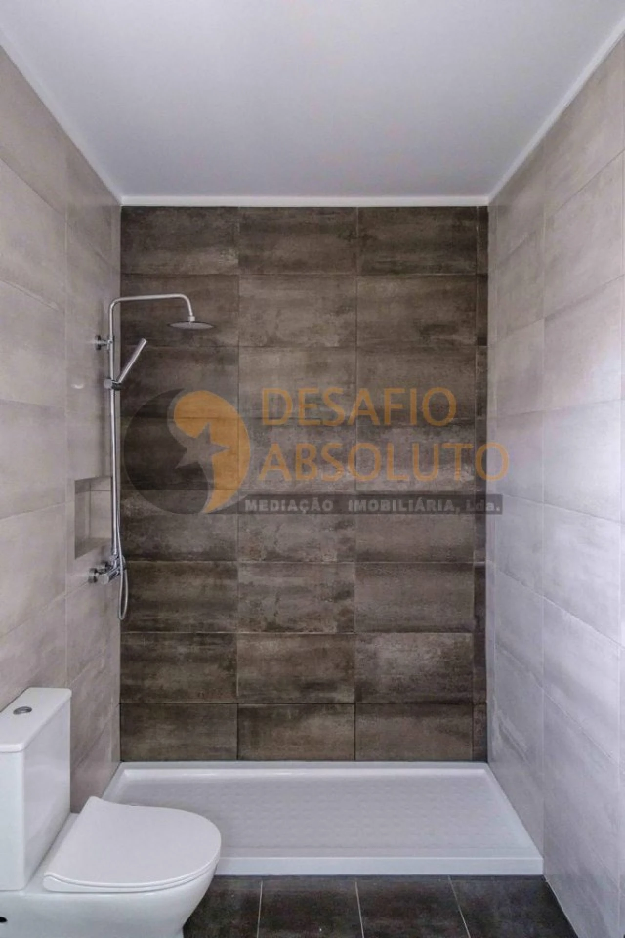 Moradia T4 para Venda em Fernao Ferro Foto 20