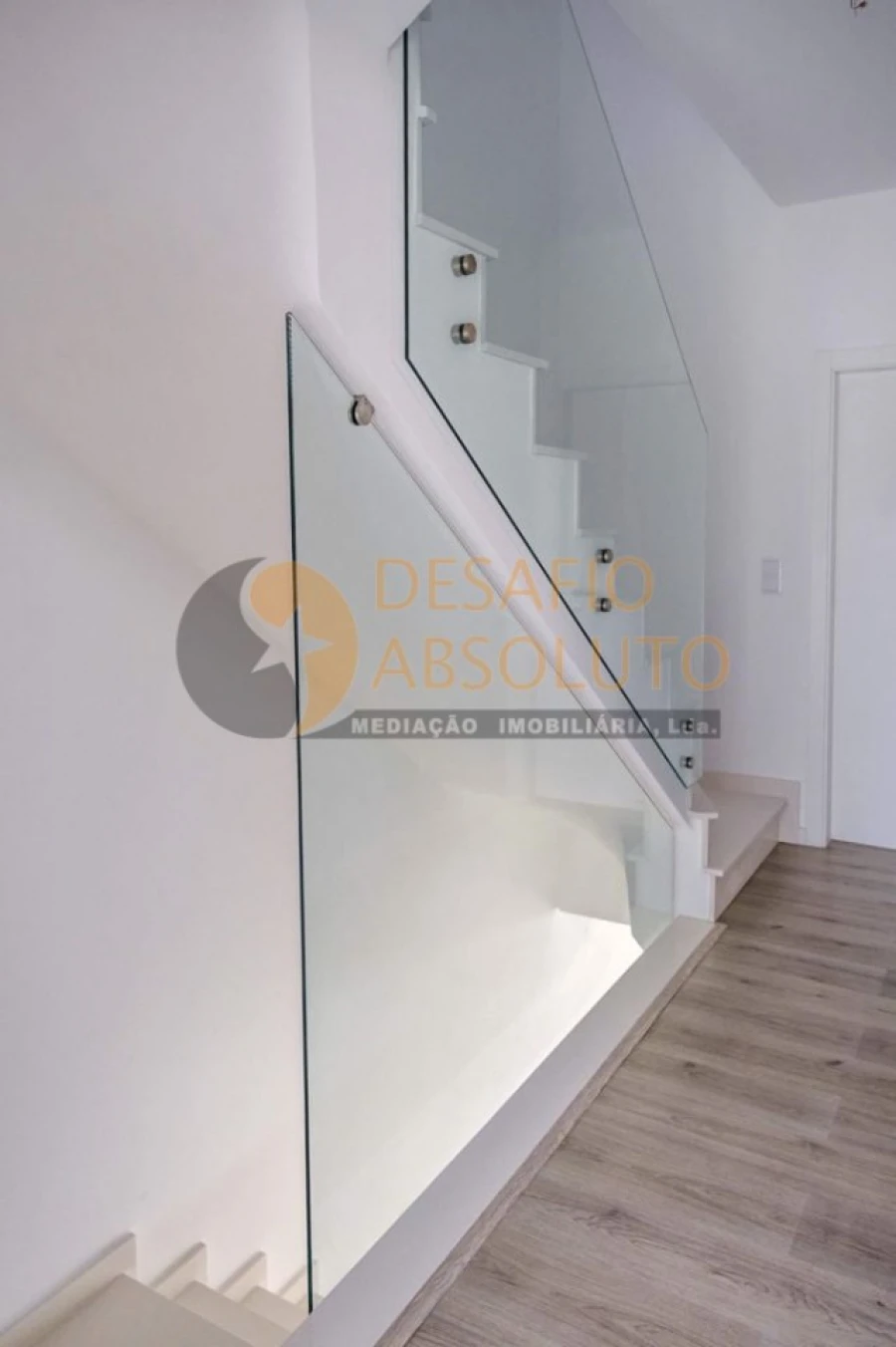 Moradia T4 para Venda em Fernao Ferro Foto 11