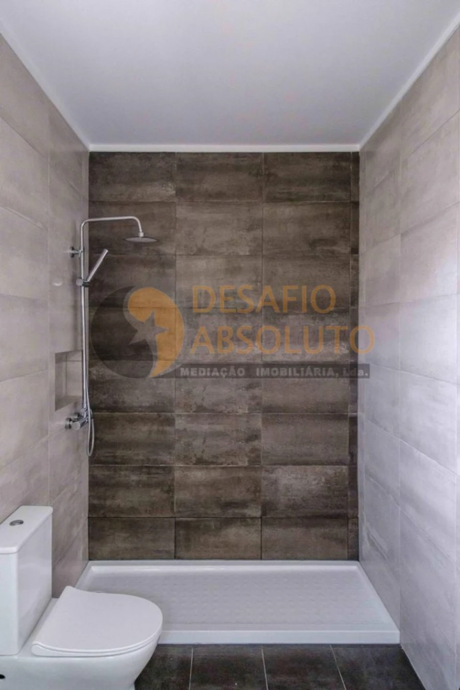 Moradia T4 para Venda em Fernao Ferro Foto 20