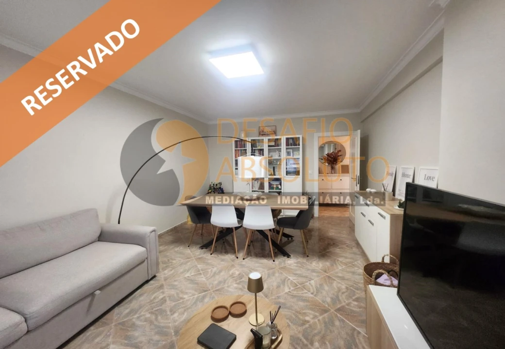 Apartamento T2 para Venda em Quinta do Conde Foto 1