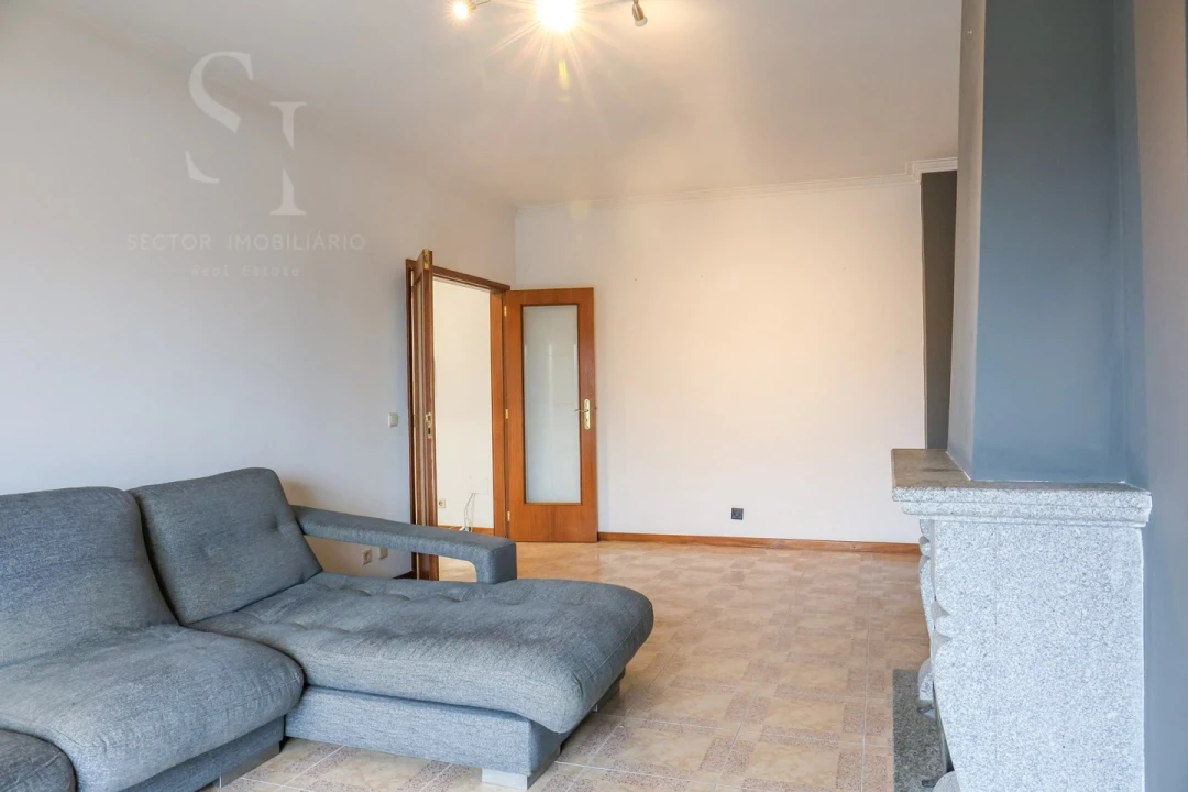 Apartamento T2 para Venda em Sandim, Olival, Lever e Crestuma Foto 3