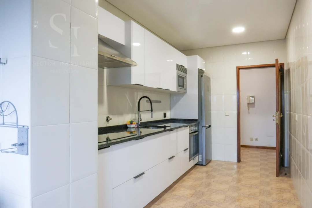 Apartamento T2 para Venda em Sandim, Olival, Lever e Crestuma Foto 8