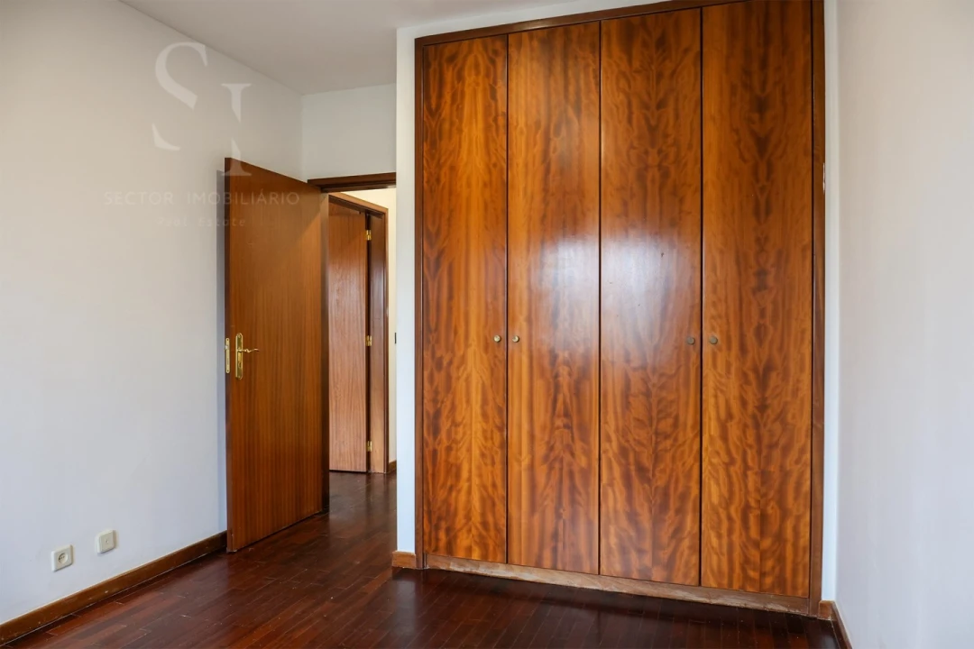 Apartamento T2 para Venda em Sandim, Olival, Lever e Crestuma Foto 11